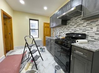 934 40th St #1, Brooklyn, NY 11219