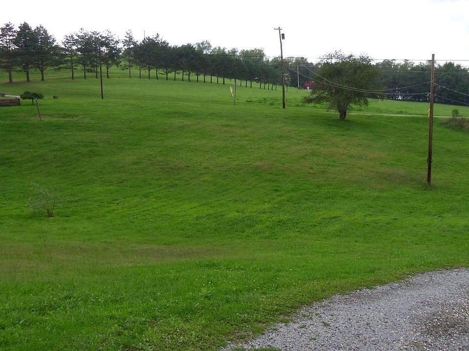 2nd image of 202 Salem Church Rd
