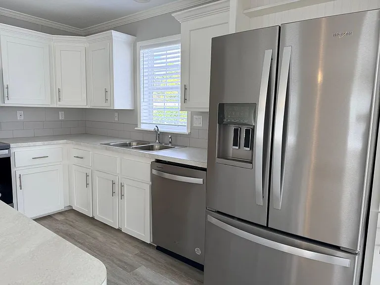 5220 SW 33rd St #13-06 — Photo 8