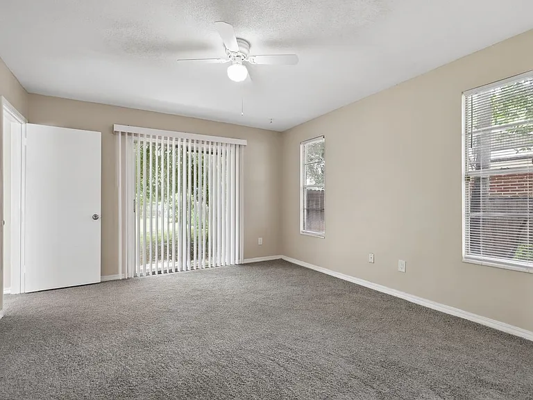 3920 University Club Blvd — Photo 19