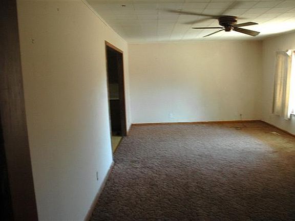 3rd image of 1203 Clark Ave