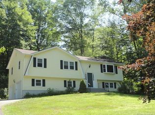 22 Roberts Rd, Marlborough, CT 06447