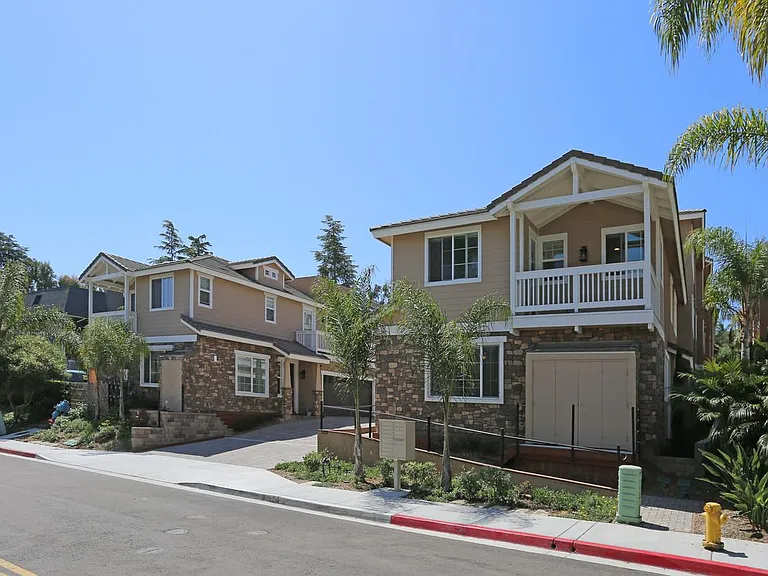 Fairway Vista — Photo 11