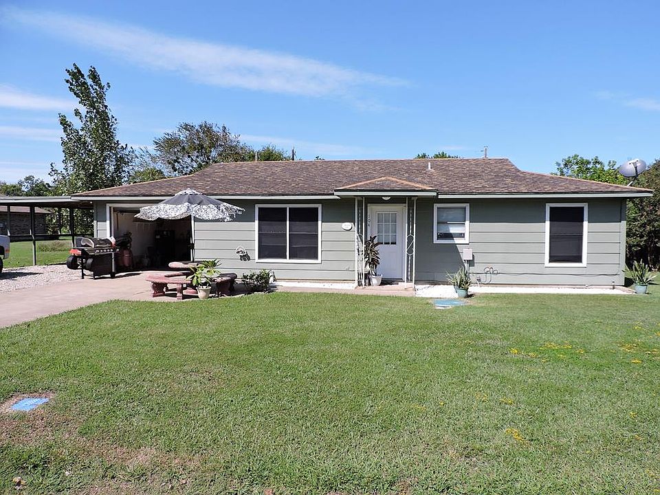 1st image of 104 Pennant Cir