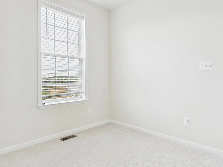 22 Chester Ct — Photo 56