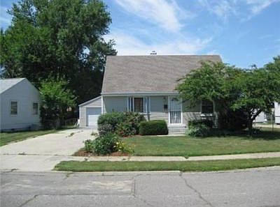 2nd image of 4313 Silver Ln