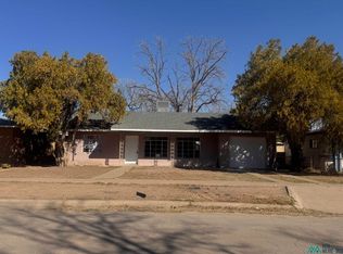 1116 Alvarado St, Carlsbad, NM 88220