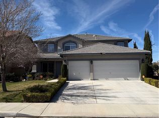 15082 Quicksilver Dr, Victorville, CA 92394
