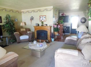1808 Garwood Dr, Pueblo, CO 81005