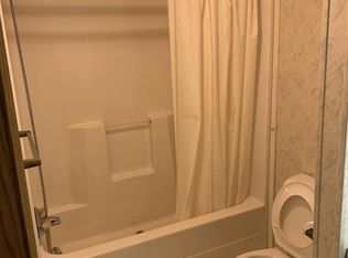 43 4th St, Madison, OH 44057