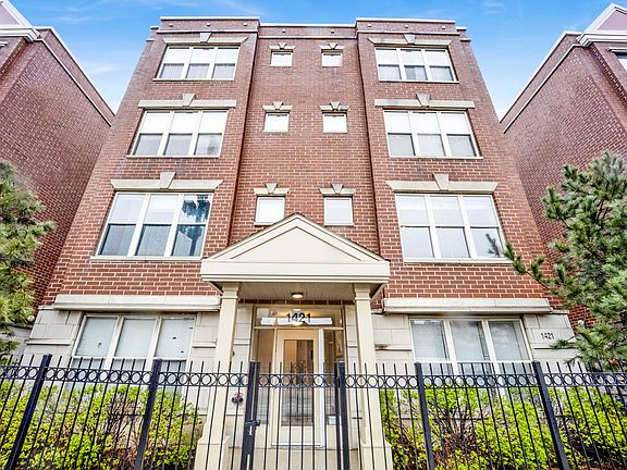 2nd image of 1421 N Halsted St APT 2S