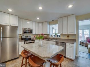 4011 Nelly Custis Dr, Arlington, VA 22207