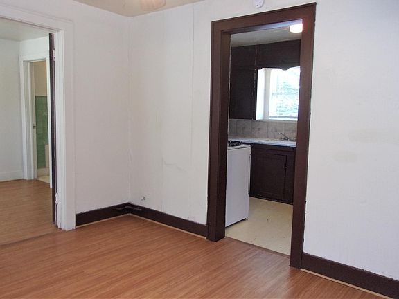 5th image of 523 1/2 SW 26th St #Ug