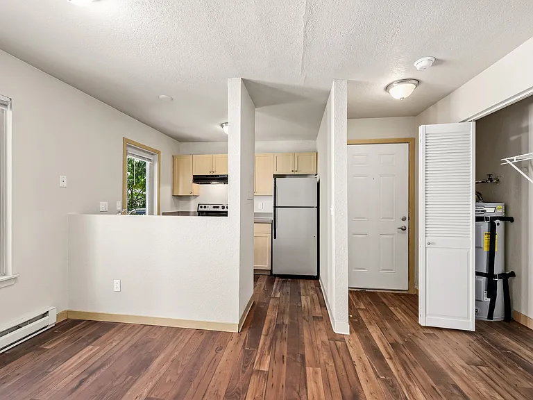 Northline Apartments — Photo 6