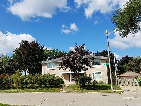3rd image of 5533 North 95th STREET