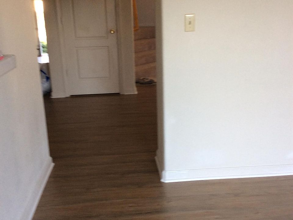 1st image of 567 Loyola Way