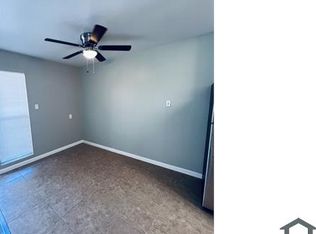 7911 Bancroft Ave APT 206, Oakland, CA 94605