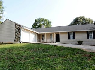 120 Bear Run Ct, Chattahoochee Hills, GA