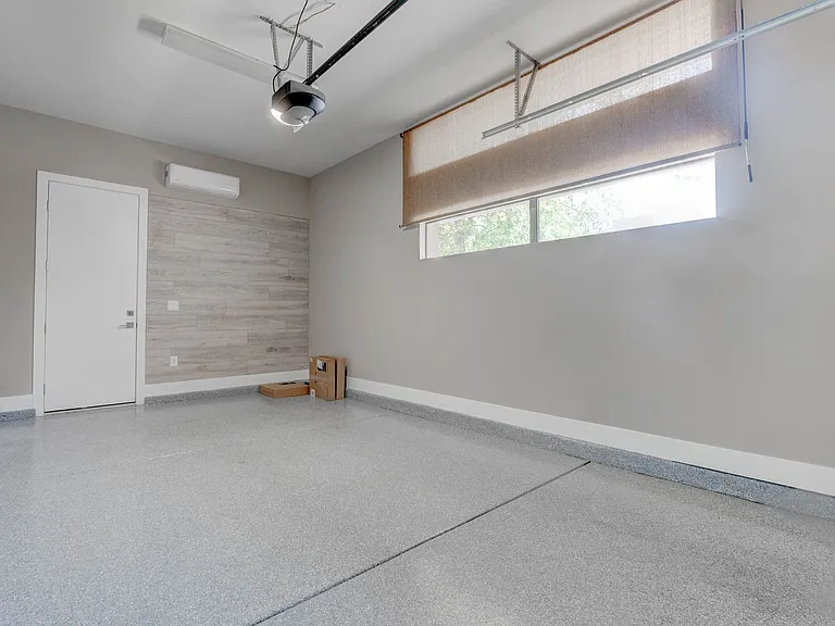 86 Pristine Glen St — Photo 22