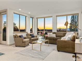 6801 Greenwood Ave N UNIT 301, Seattle, WA