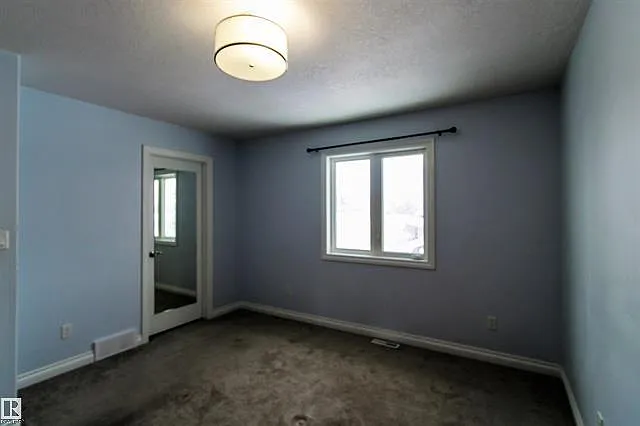 5106 45th Ave — Photo 11