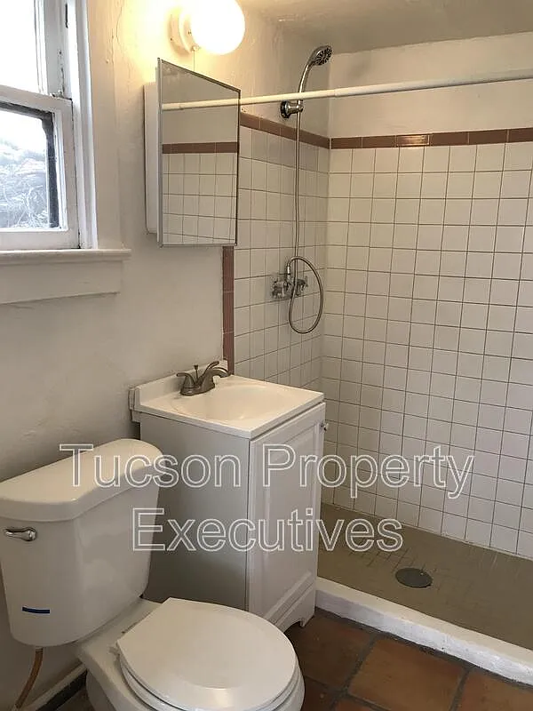 1 bed, 1.0 bath, 600 sqft, $930 — Photo 4