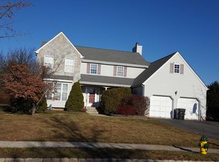 7 Player Pl, Flanders, NJ 07836