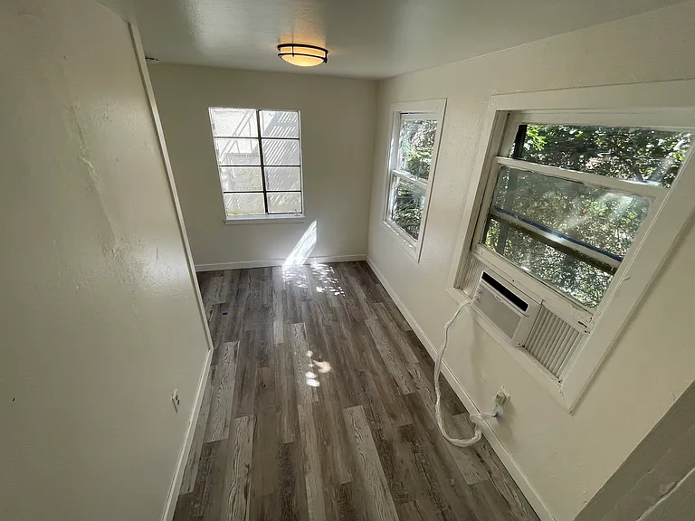 1569 Myers St #5 — Photo 9