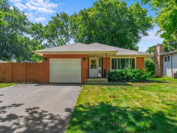 533 Park Ave, Chesterton, IN 46304