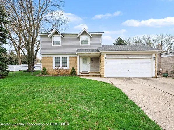 42788 Michigan Dr, Sterling Heights, MI 48313