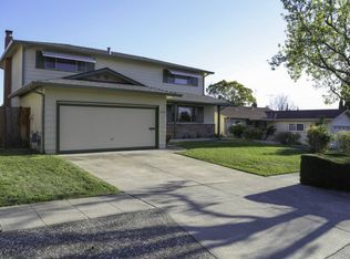 2214 Yosemite Dr, Milpitas, CA 95035