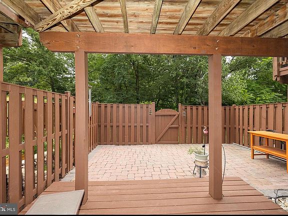 2nd image of 5171 Ballycastle Cir #Basement