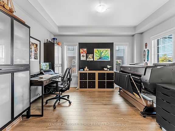 5th image of 4 Riley Ave
