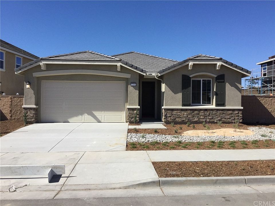 1st image of 37591 River Oats Ln