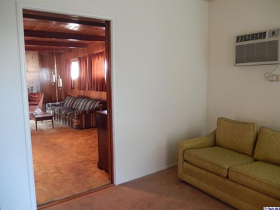 5th image of 317 W Arlight St