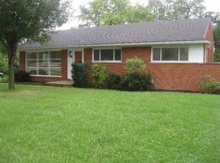 839 N Cass Lake Rd, Waterford, MI 48328