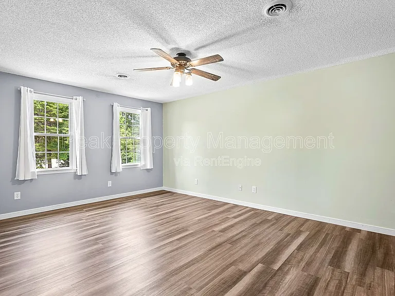 5824 Silver Fox Ln — Photo 21