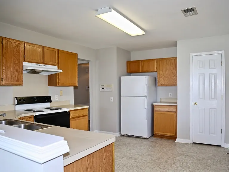 7531 Double Springs Ct — Photo 8