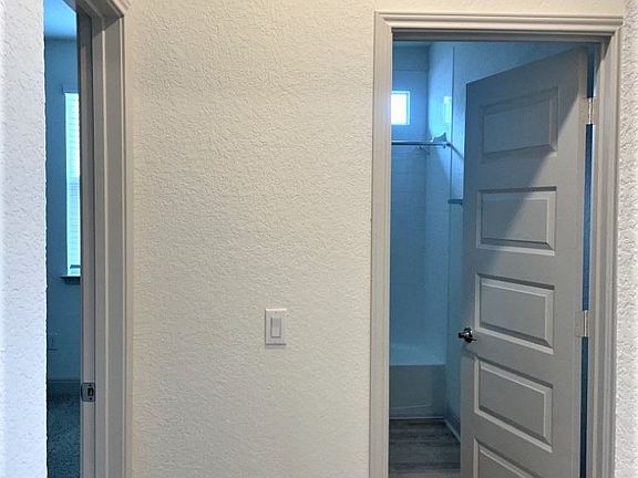 4th image of 17616 Gilberto Dr