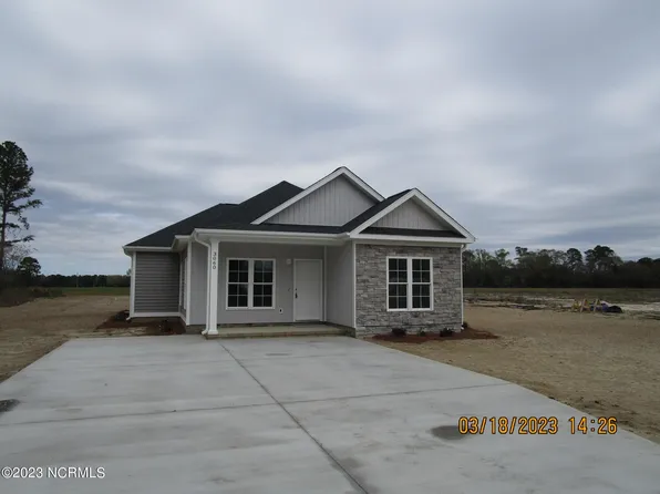 3060 Caroline Avenue, Pink Hill, NC 28572