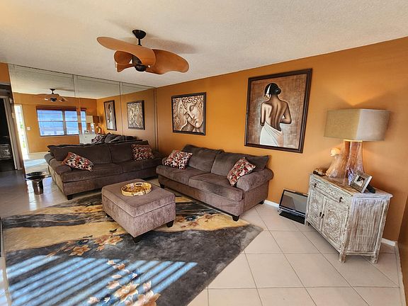 3rd image of 113 Mansfield C #C