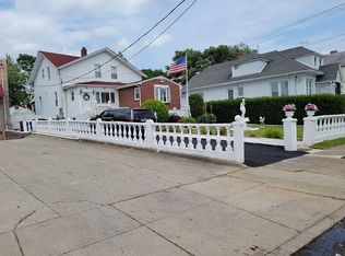 132 Kansas St, Hackensack, NJ 07601