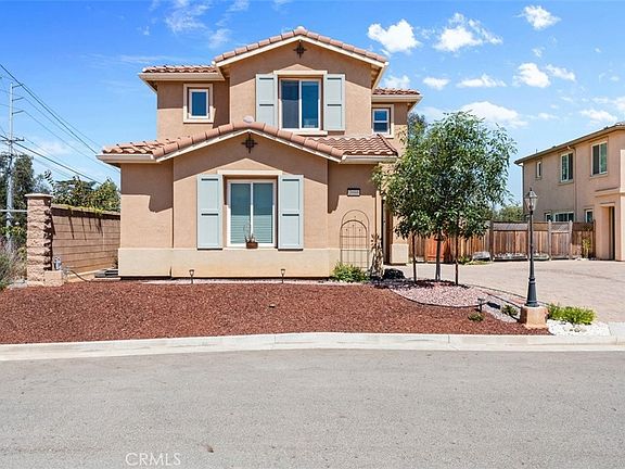 3rd image of 2010 Brentwood Pl