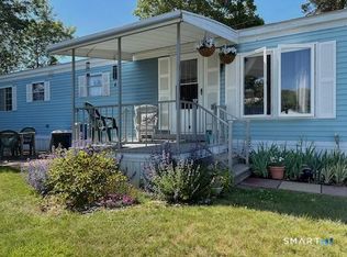10 Chestnut Drive, Westbrook, CT 06498
