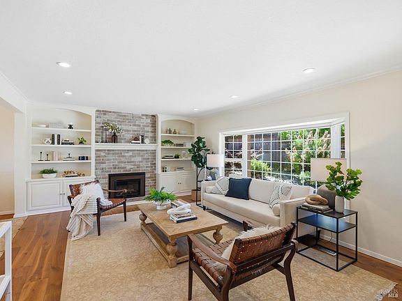 5th image of 31 Roca Court