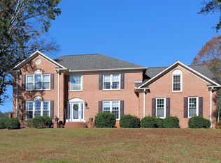 239 W Killarney Lk, Moore, SC 29369