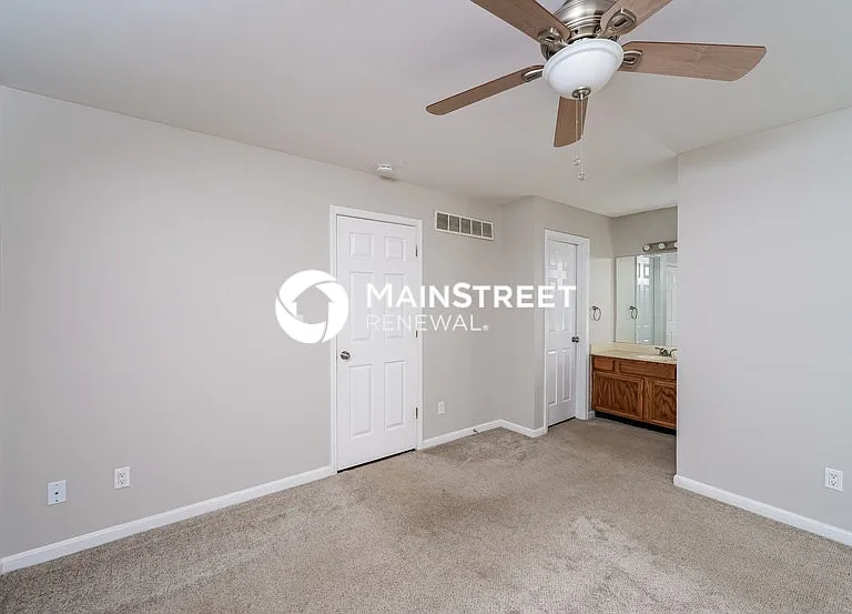 10501 Bay Pointe Ct — Photo 12