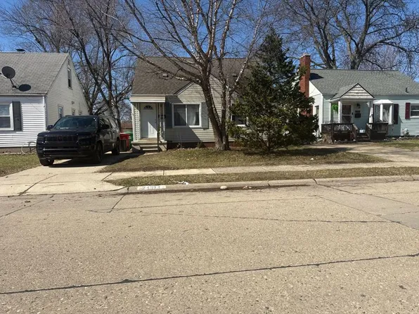 24811 Valley Ave, Eastpointe, MI 48021