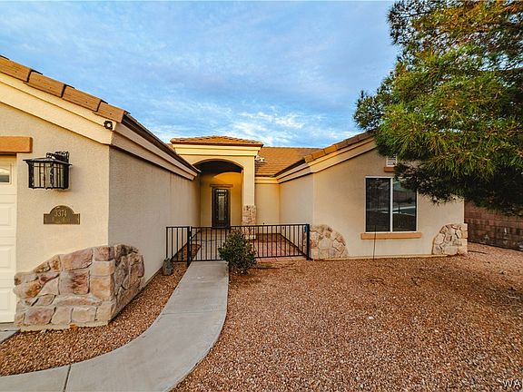 2nd image of 3374 Roma Rd