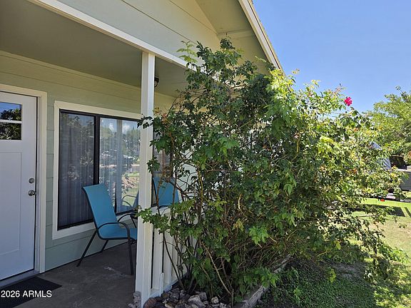 3rd image of 113 Cochise Drive